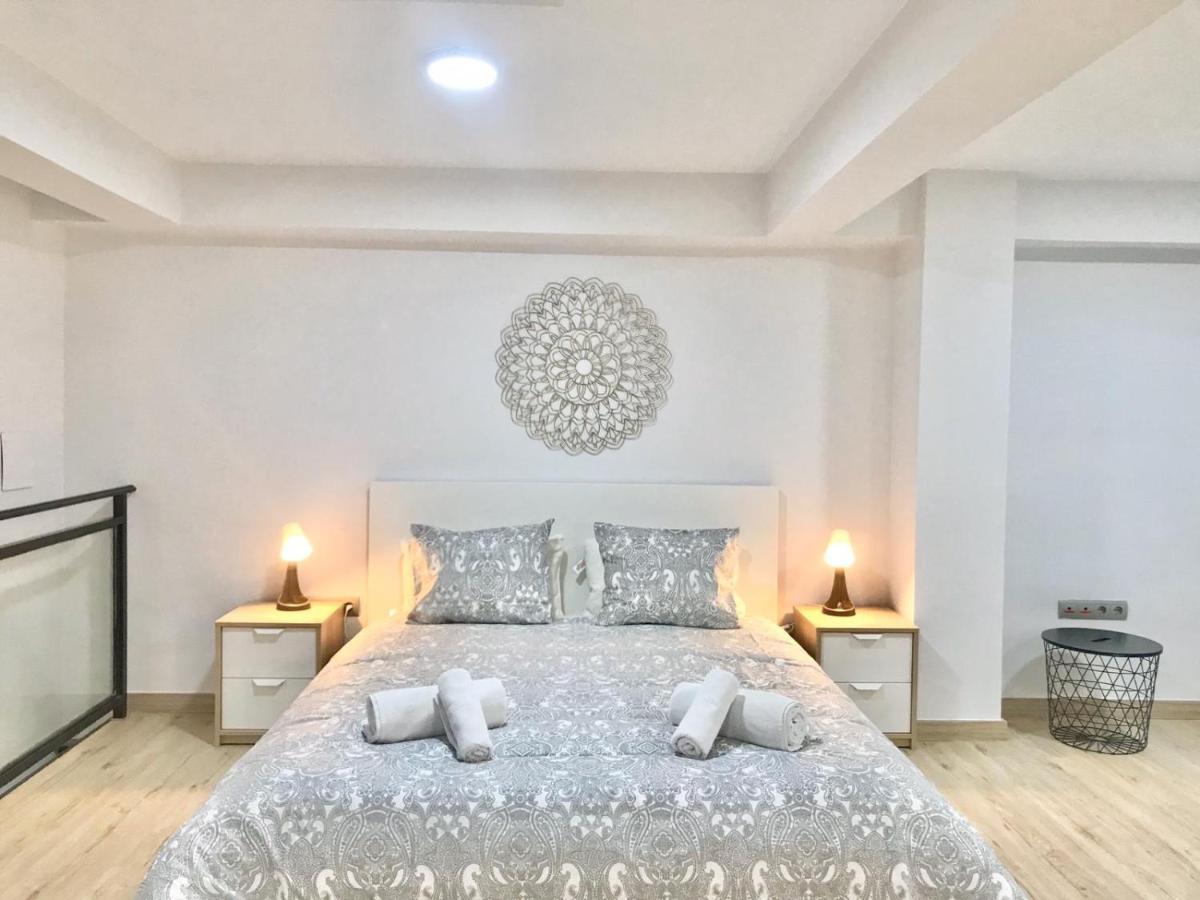 Appartamento Modern & Spacious In Plaza De La Merced *